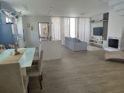 Casa, 3 quartos, 325 m² - Foto 1