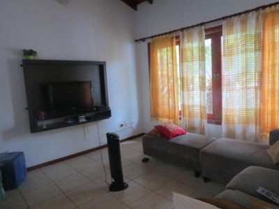 Casa, 5 quartos, 10 m² - Foto 1