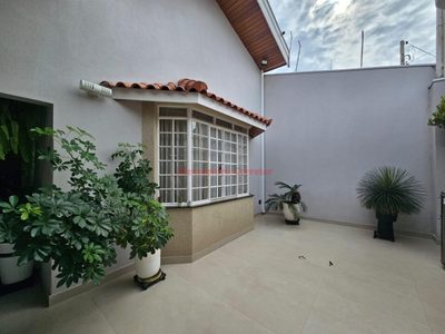 Casa, 3 quartos, 145 m² - Foto 1