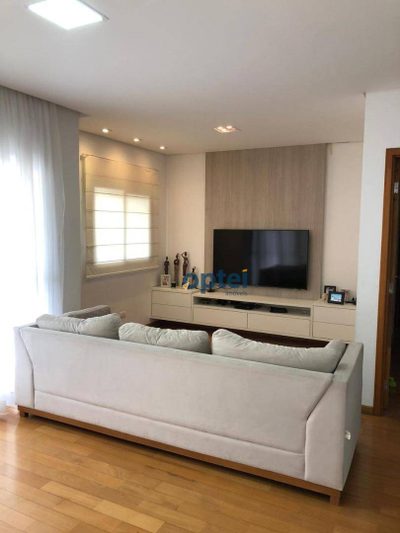 Apartamento, 3 quartos, 185 m² - Foto 2