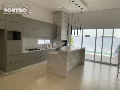 Casa, 237 m² - Foto 3