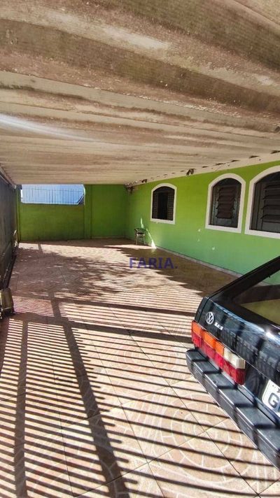 Casa, 3 quartos, 198 m² - Foto 2