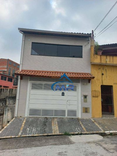 Sobrado, 3 quartos, 210 m² - Foto 1