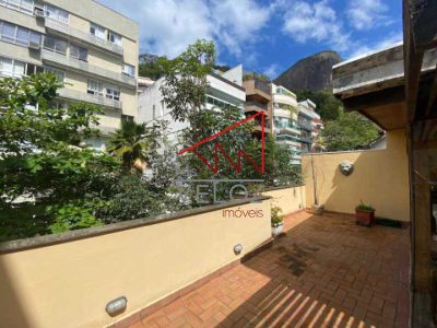 Cobertura, 3 quartos, 240 m² - Foto 1