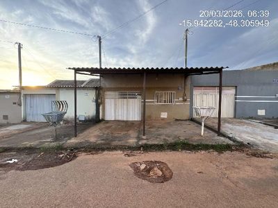 Casa, 2 quartos, 180 m² - Foto 1