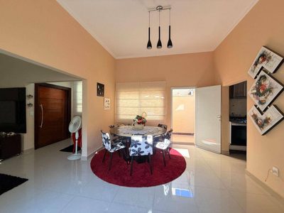Casa, 3 quartos, 200 m² - Foto 4