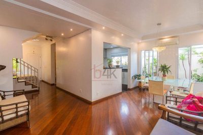 Casa, 3 quartos, 223 m² - Foto 1