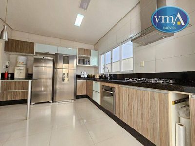 Sobrado, 4 quartos, 317 m² - Foto 5