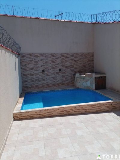Casa, 2 quartos, 79 m² - Foto 1