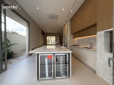 Casa, 1 quarto, 240 m² - Foto 4