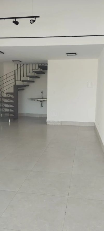 Prédio Inteiro, 50 m² - Foto 1