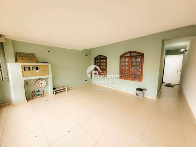 Casa, 4 quartos, 188 m² - Foto 1