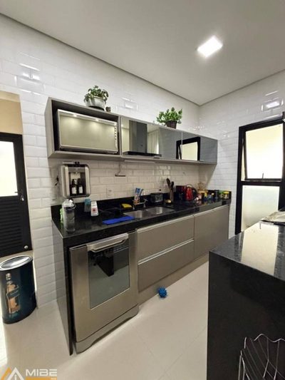 Casa, 3 quartos, 180 m² - Foto 1