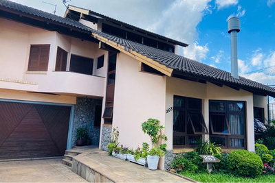 Casa, 4 quartos, 372 m² - Foto 1