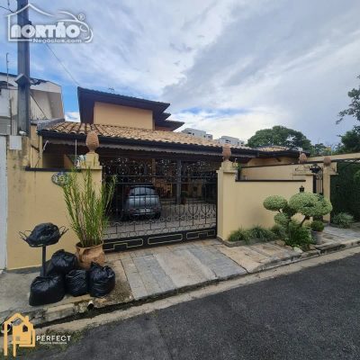 Casa, 6 quartos, 300 m² - Foto 2