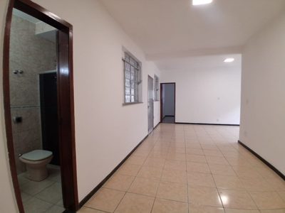 Casa, 3 quartos, 220 m² - Foto 2