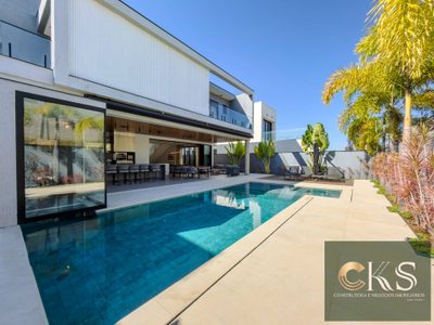 Sobrado, 5 quartos, 605 m² - Foto 1
