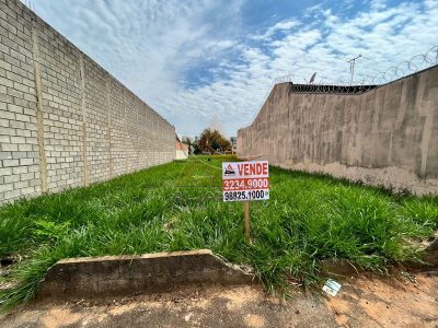 Terreno, 305 m² - Foto 1