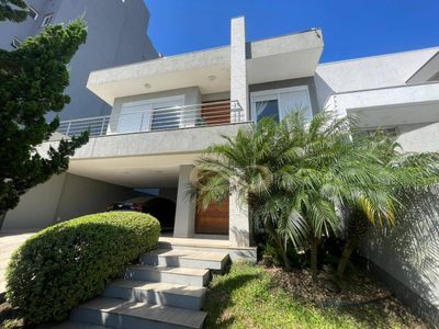 Casa, 3 quartos, 400 m² - Foto 1