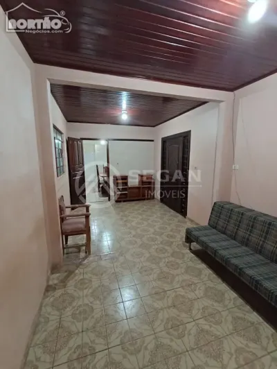 Casa, 6 quartos, 142 m² - Foto 3