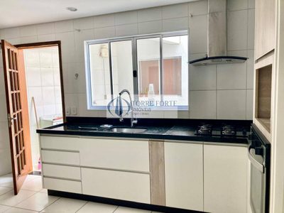 Casa, 3 quartos, 120 m² - Foto 1