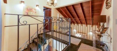Casa, 4 quartos, 248 m² - Foto 1