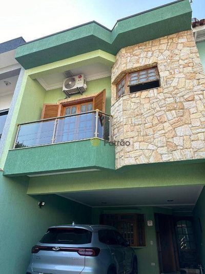 Sobrado, 3 quartos, 195 m² - Foto 1