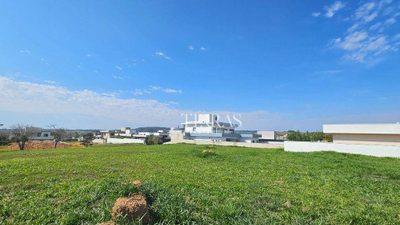 Loteamento e Condomínio, 806 m² - Foto 2