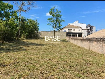 Terreno, 300 m² - Foto 1