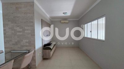 Casa, 3 quartos, 94 m² - Foto 1