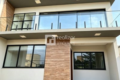 Casa, 2 quartos, 150 m² - Foto 1