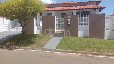 Casa, 3 quartos, 525 m² - Foto 1