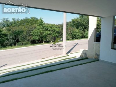 Casa, 5 quartos, 168 m² - Foto 3