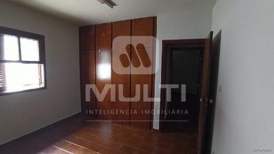 Casa, 5 quartos, 298 m² - Foto 4