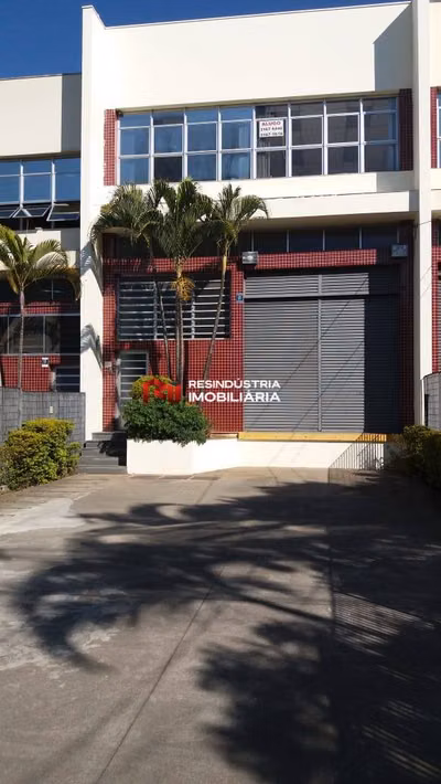 Depósito-Galpão, 950 m² - Foto 2