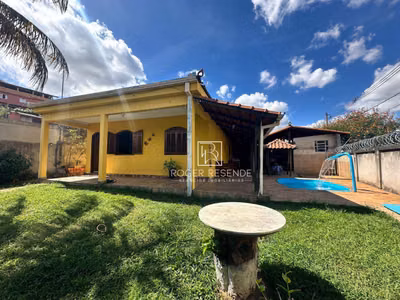 Casa, 2 quartos, 200 m² - Foto 1