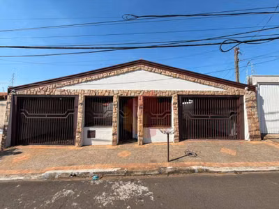 Casa, 2 quartos, 160 m² - Foto 1