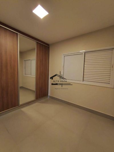Sobrado, 4 quartos, 259 m² - Foto 4