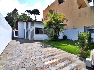 Casa, 3 quartos, 164 m² - Foto 1