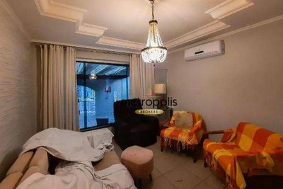 Casa, 3 quartos, 193 m² - Foto 4