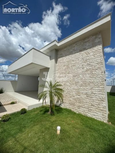 Casa, 3 quartos - Foto 1