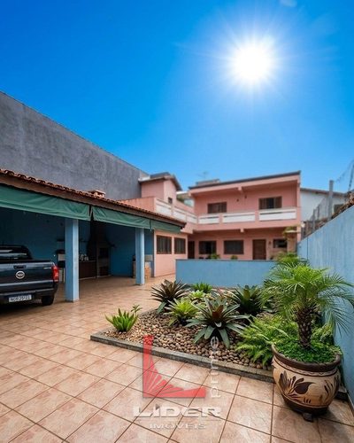 Casa, 3 quartos, 250 m² - Foto 3