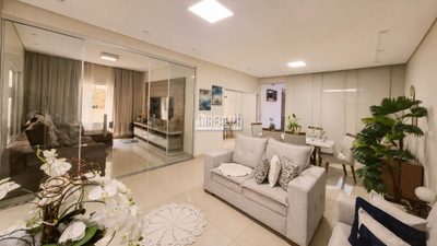 Sobrado, 4 quartos, 285 m² - Foto 1
