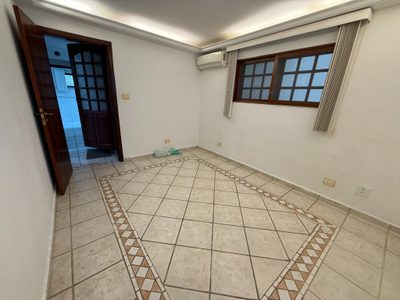 Casa, 4 quartos, 330 m² - Foto 4