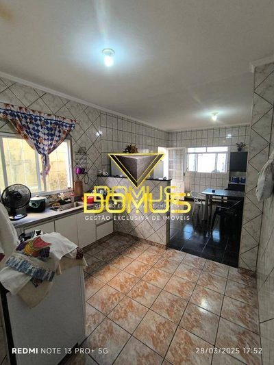 Casa, 3 quartos, 228 m² - Foto 3