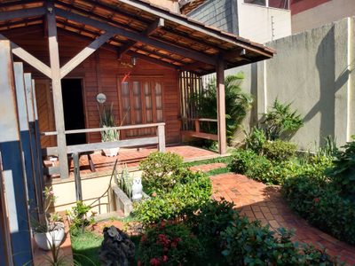 Casa, 4 quartos, 342 m² - Foto 1