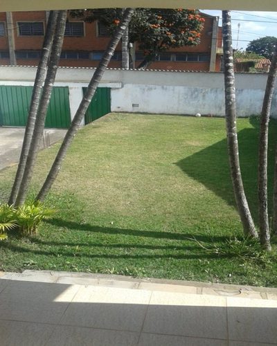 Casa, 4 quartos, 230 m² - Foto 1