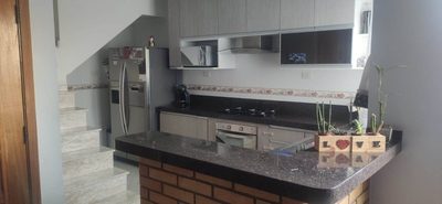 Apartamento, 3 quartos, 176 m² - Foto 1