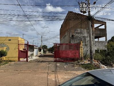 Casa, 2 quartos, 162 m² - Foto 1