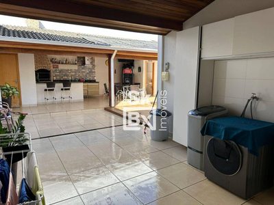 Casa, 3 quartos, 194 m² - Foto 4